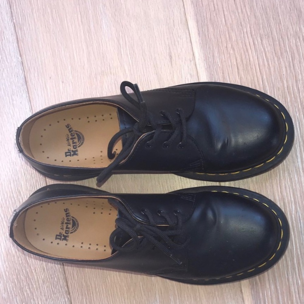 DOC MARTEN BOOTS